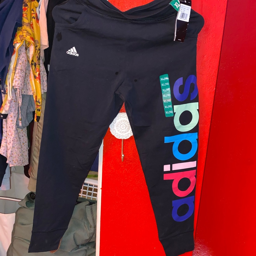 Brand New With Tags Girls Adidas Black Spandex Leggings🌸